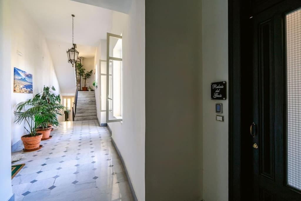 Relais Del Gesu, Centro Storico Apartment