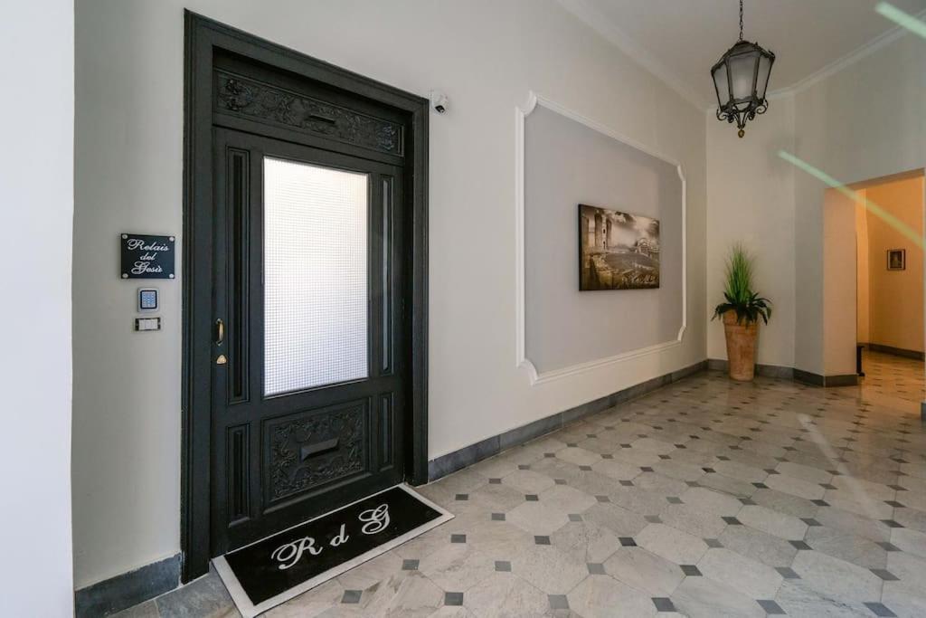 Apartment Relais Del Gesu, Centro Storico Naples